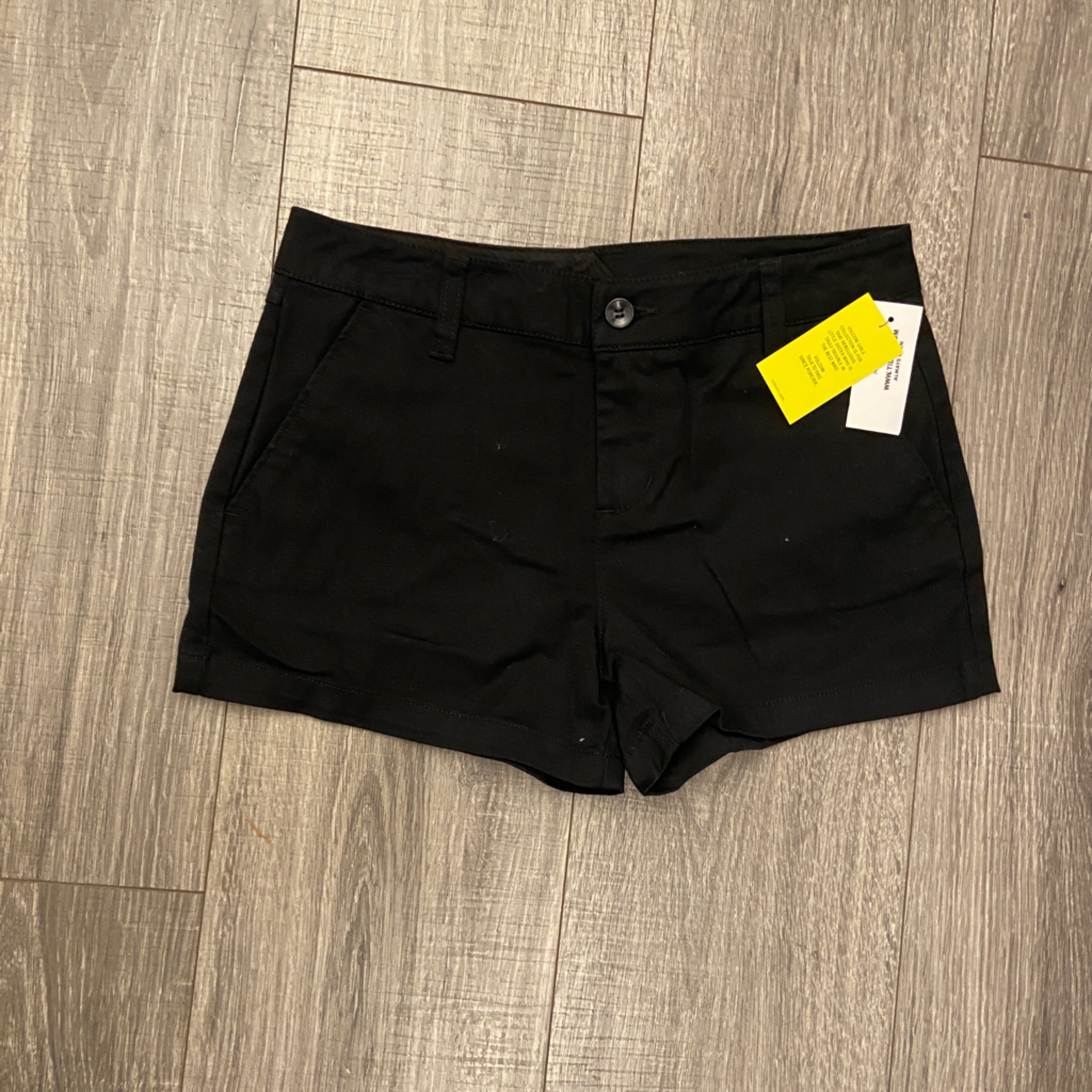 Brand Tillys Size 12 ColorBlack